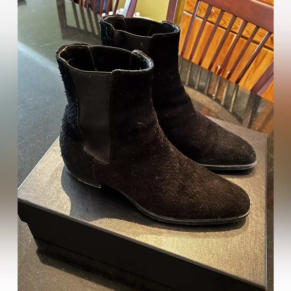 Saint Laurent Paris Wyatt Black Suede Size 41.5/8.5M - Picture 16 of 16